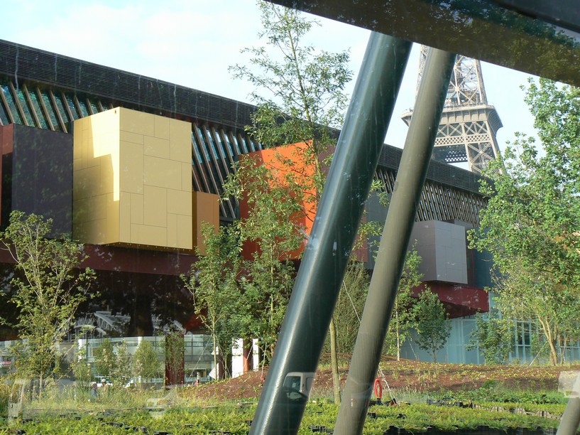 cote quai brandy: exterieur musee quai branly 014